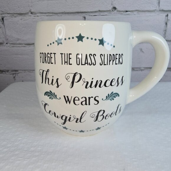 NOVELTY MUG "FORGET THE GLASS SLIPPERS, THIS PRINCESS WEARS BOOTS" - Picture 1 of 5